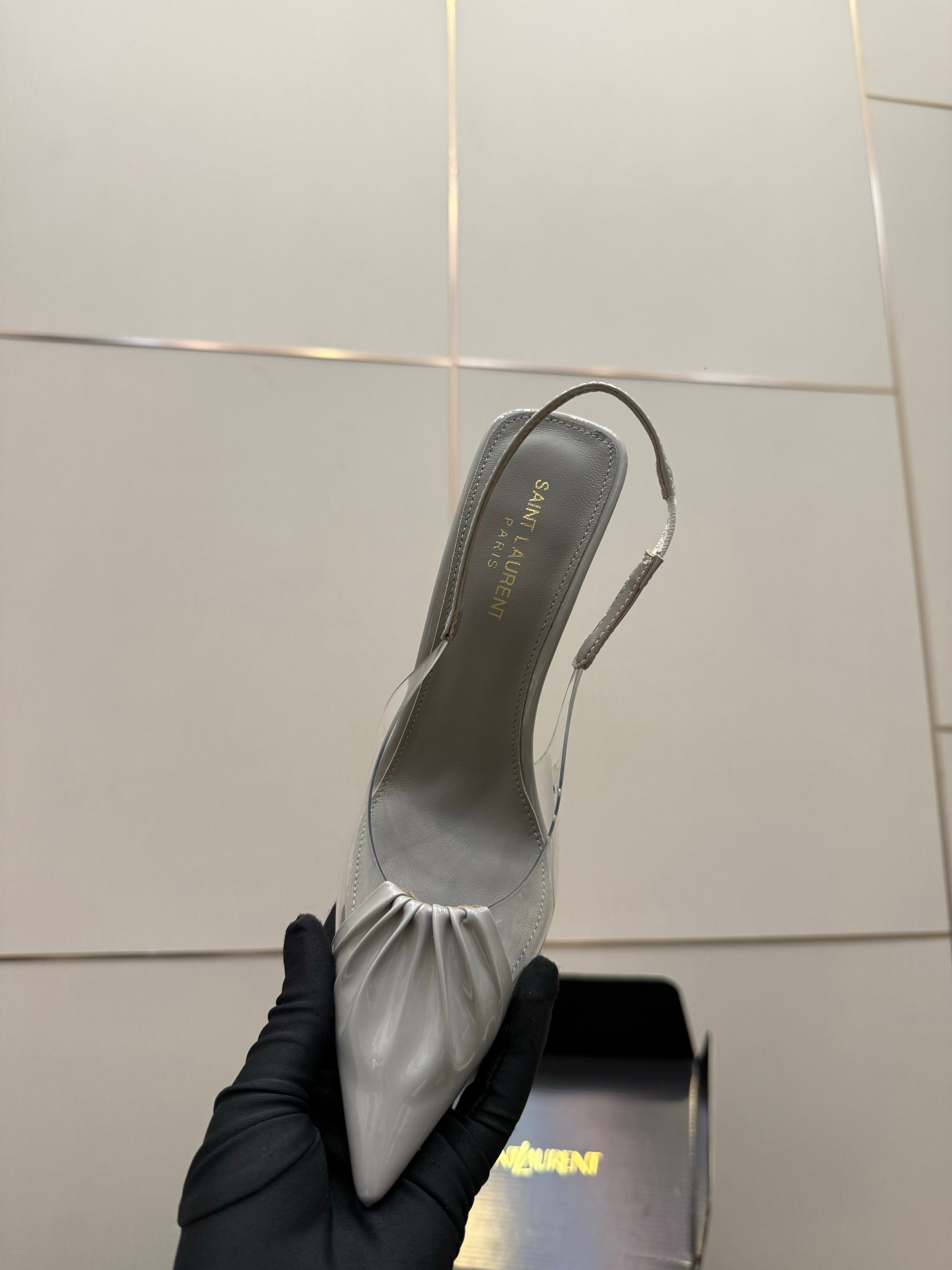 YSL 26S PLEATED SLINGBACK HEELS 105 MM IN GREY GLOSSY CALFSKIN AND PVC
