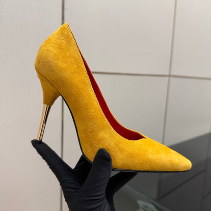 VALENTINO 26S HIGH HEELS 100 MM IN MUSTARD YELLOW SUEDE