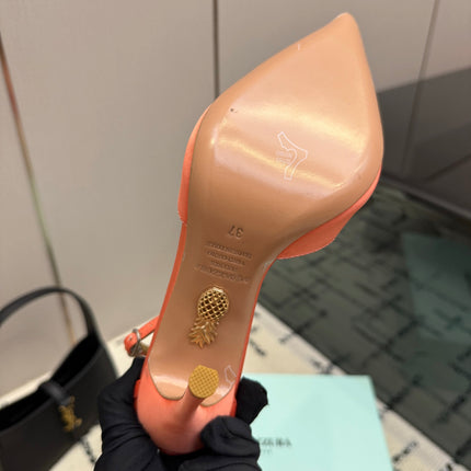 AQUAZZURA 26S POINTED-TOE PUMPS 105 MM IN LIGHT ORANGE SATIN