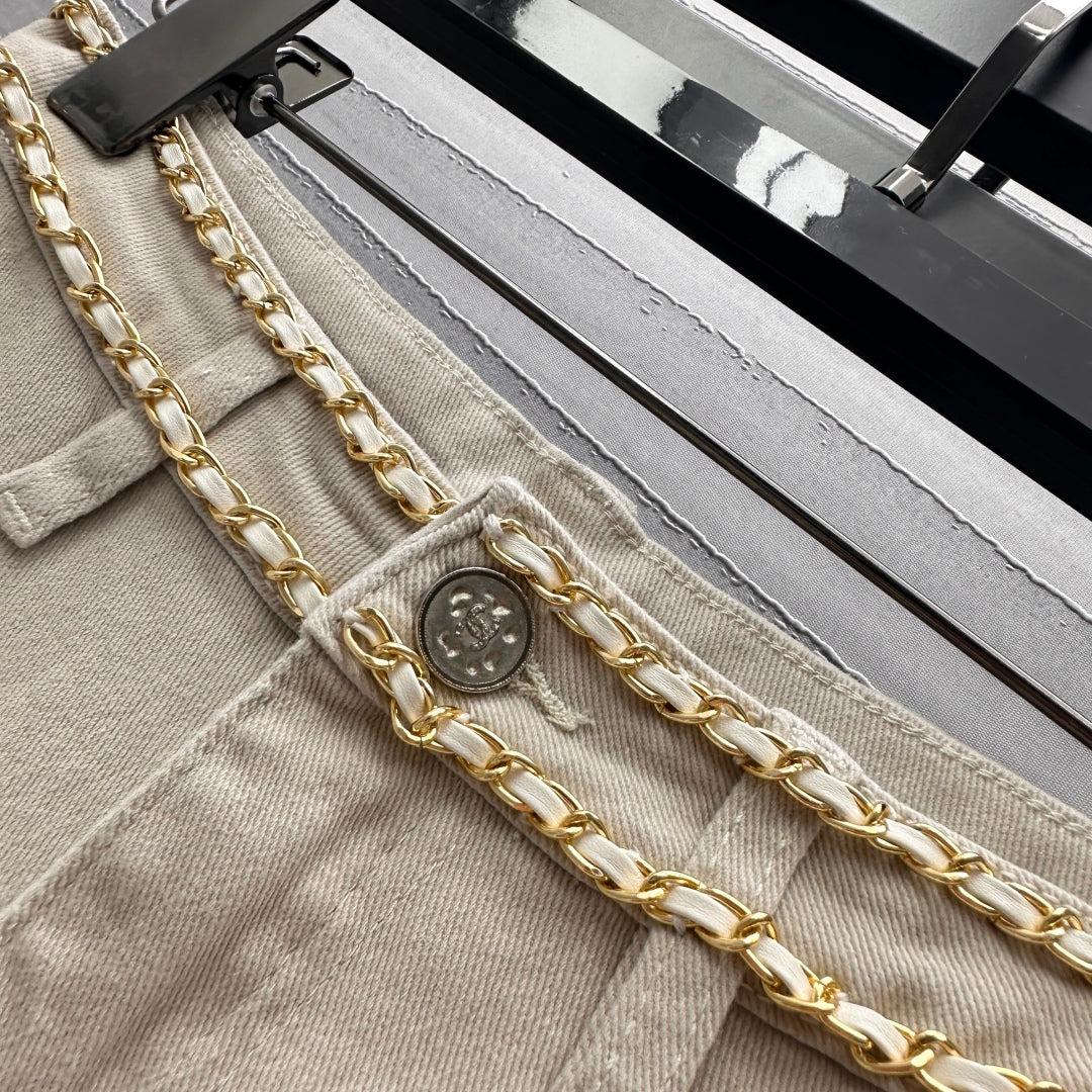 CHANEL LIGHT BEIGE FLARED JEANS