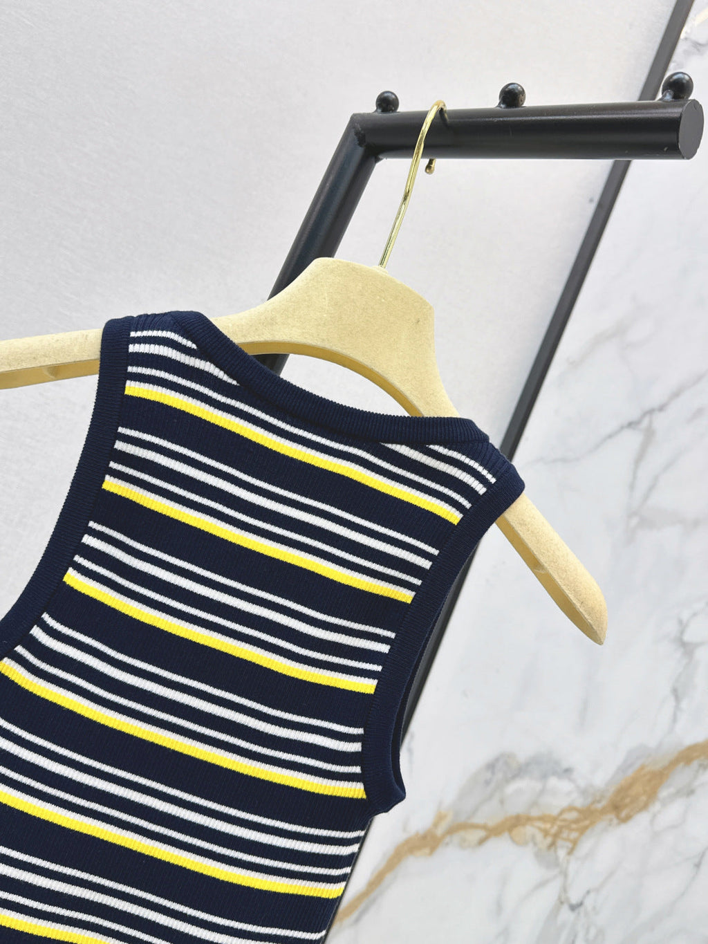 MIUMIU 26S TANK TOP STYLE 1044