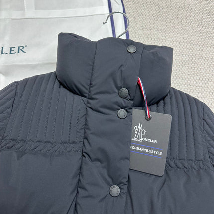 MONCLER 25S DOWN JACKET 400