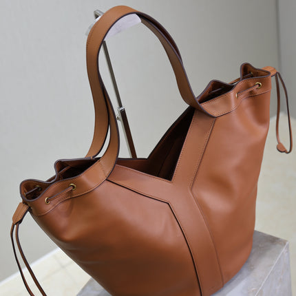 YSL 25S Y LARGE HOBO 50 IN CARAMEL CALFSKIN GOLD HARDWARE