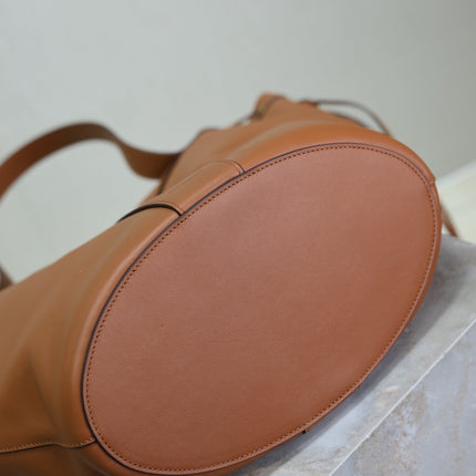 YSL 25S Y LARGE HOBO 50 IN CARAMEL CALFSKIN GOLD HARDWARE