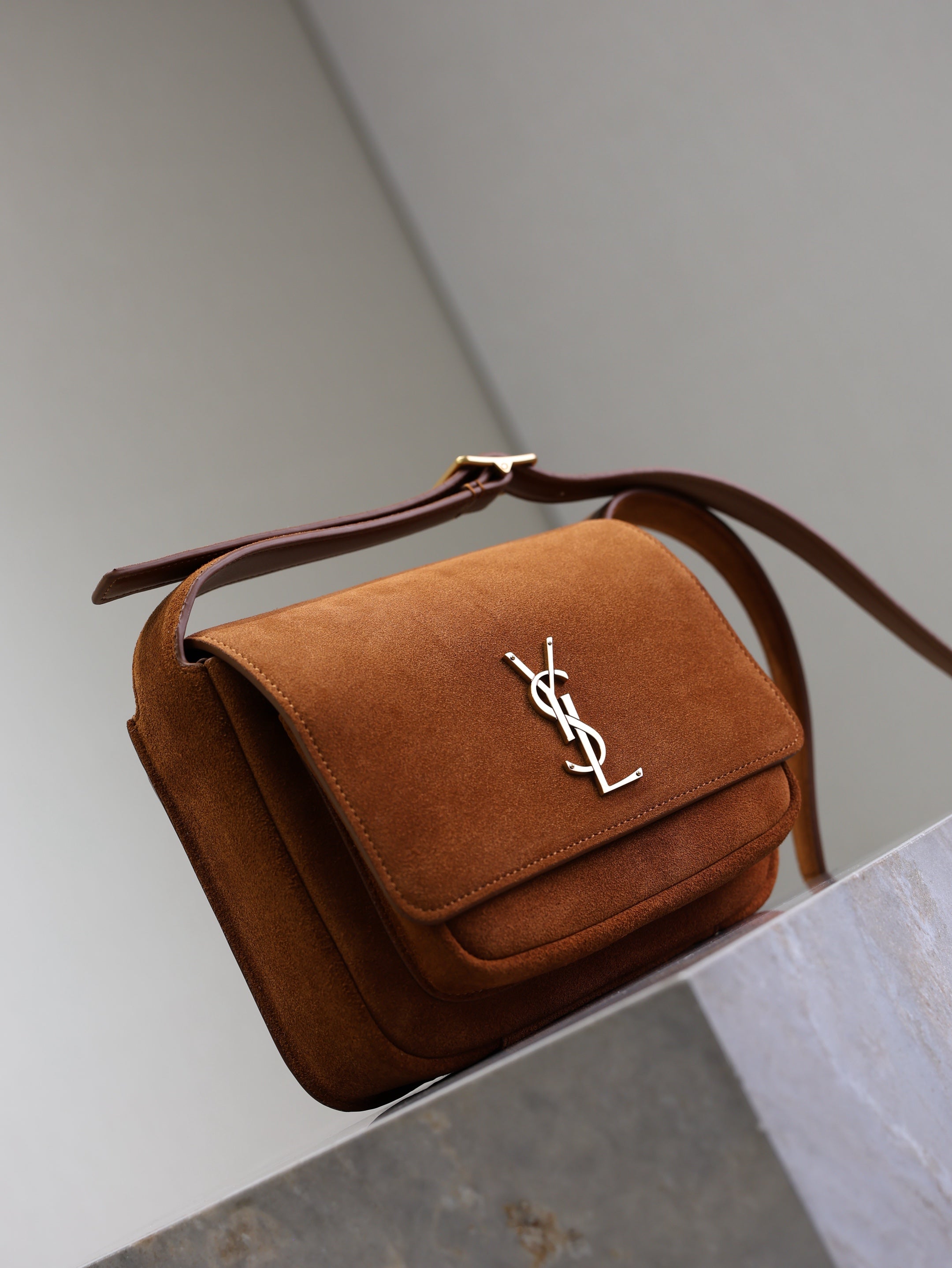 YSL 25S NIKI SATCHEL 22 IN DARK CARAMEL SUEDE GOLD HARDWARE