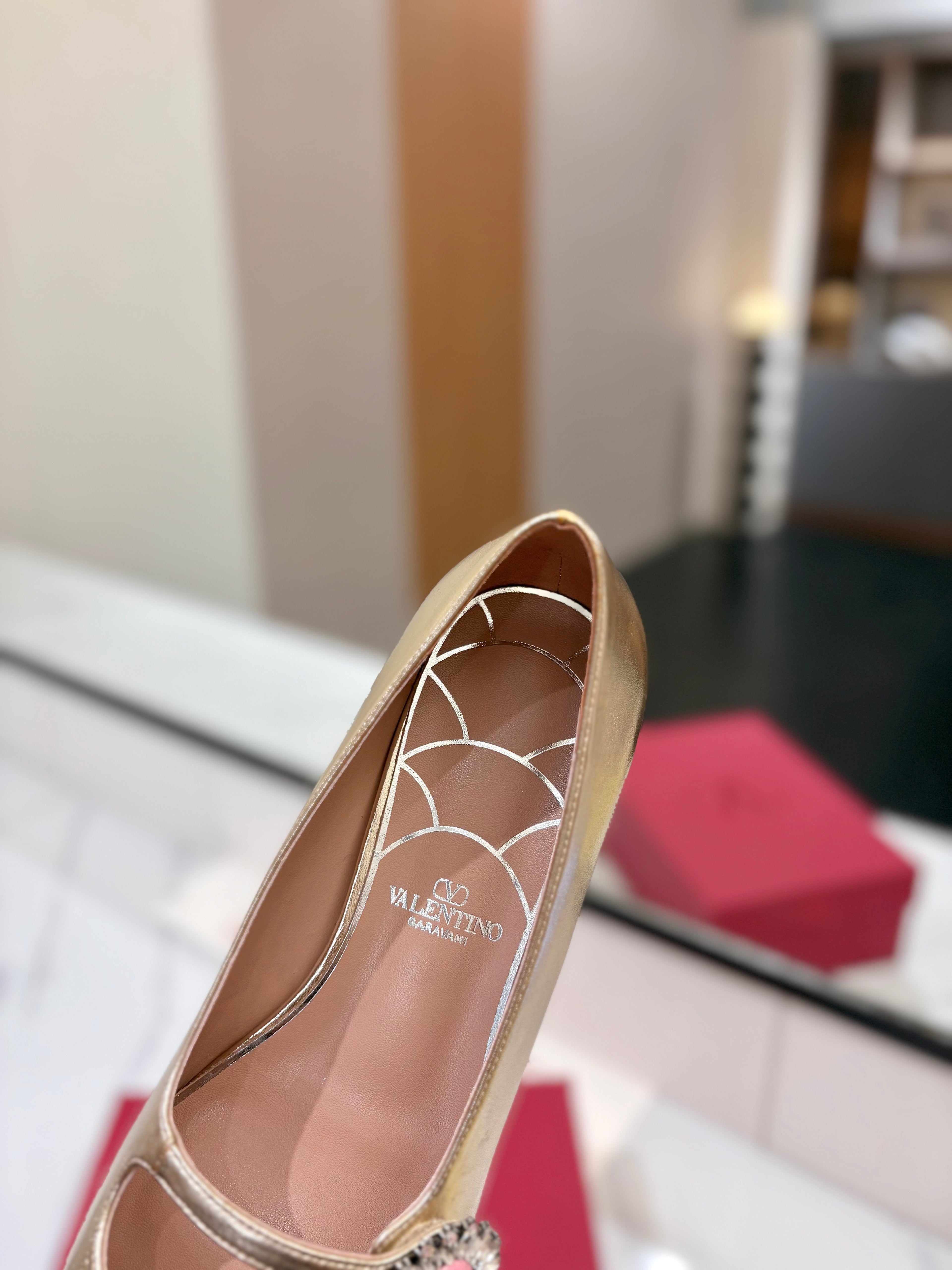 VALENTINO 26S MARY JANE FLATS IN METALLIC GOLD CALFSKIN WITH CRYSTAL FLOWER