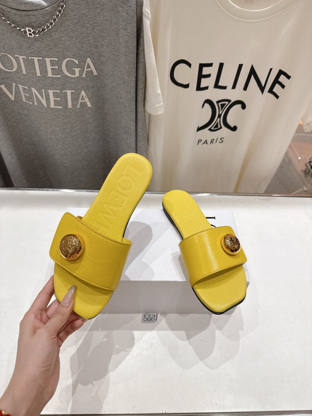 LOEWE 26S PEBBLE SLIDE IN YELLOW CALFSKIN GOLD HARDWARE