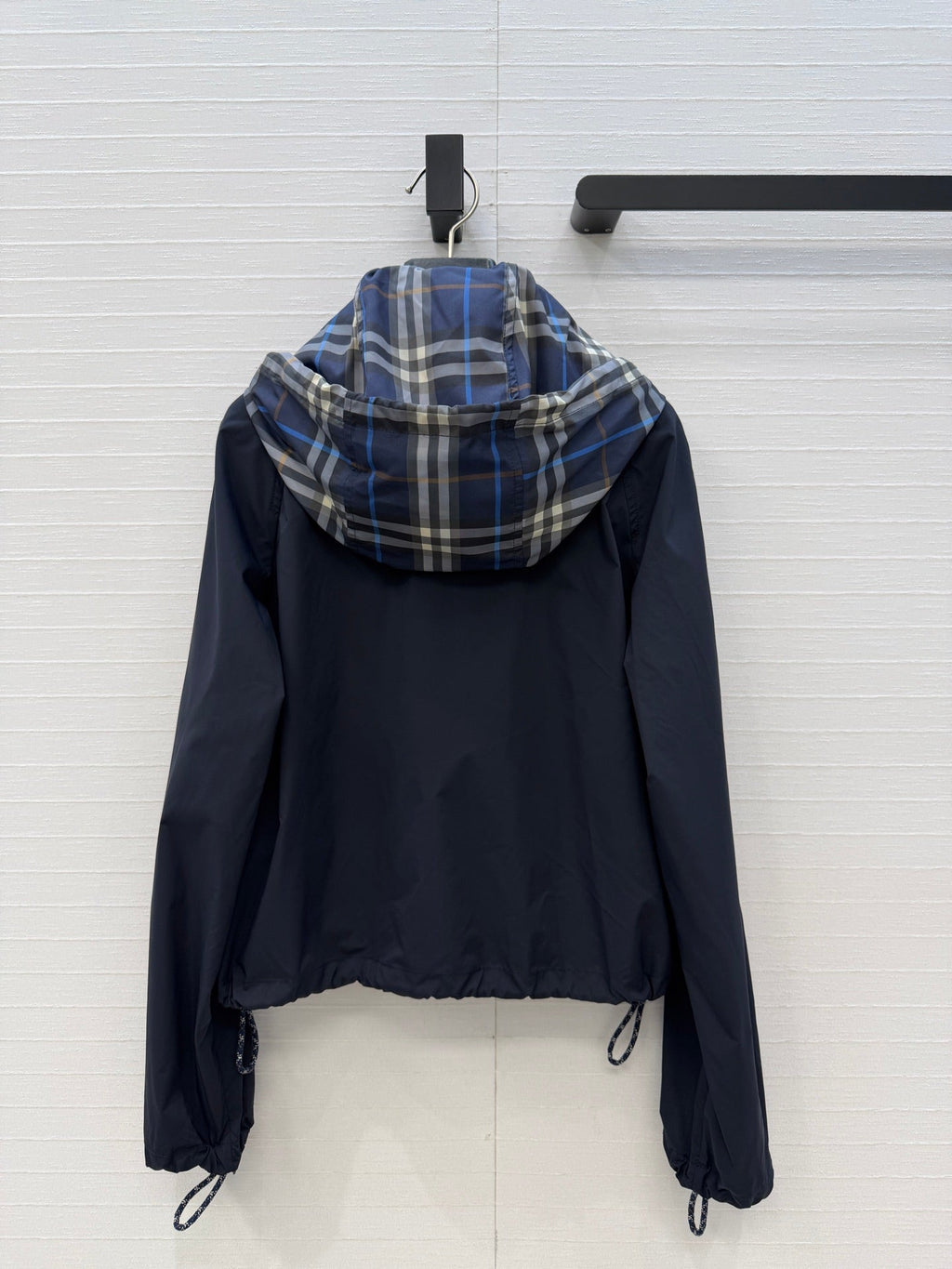 BURBERRY 26S LIGHTWEIGHT JACKET 366