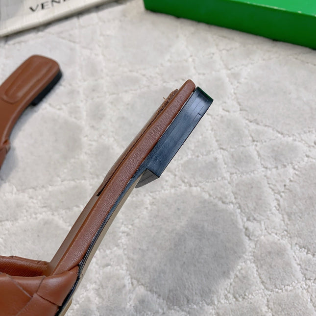 BOTTEGA VENETA 26S SQUARE-TOE SLIDE SANDALS IN BROWN LAMBSKIN