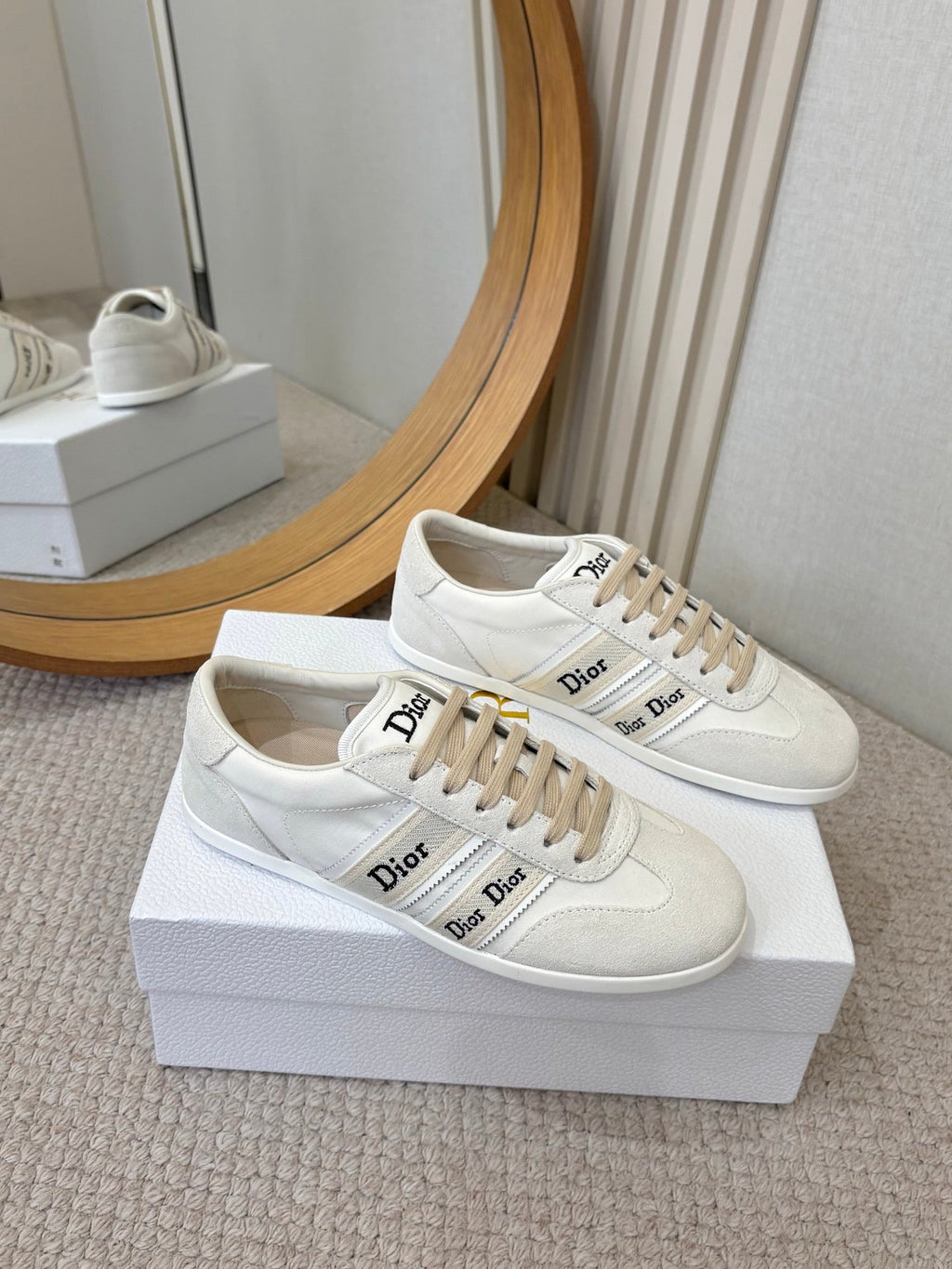DIOR 26S SNEAKERS IN CREAM WHITE SUEDE