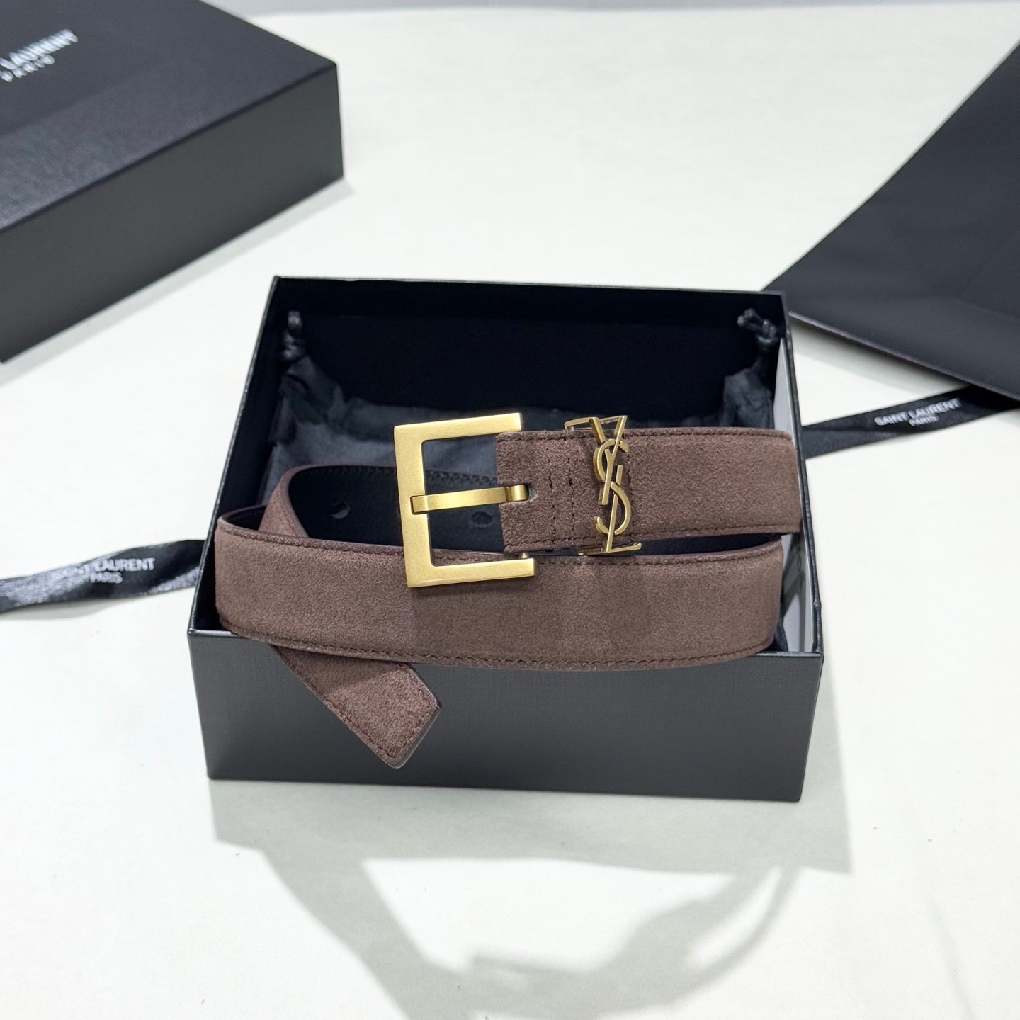 YSL 25S BELT 30 MM IN ASH BROWN SUEDE WITH GOLD HARDWARE 586765