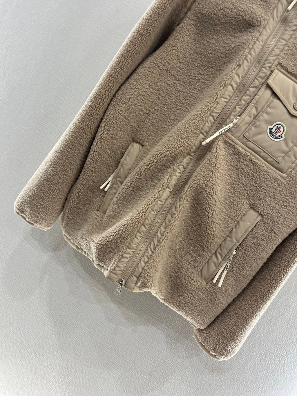 MONCLER 25S JACKET IN BROWN 307588