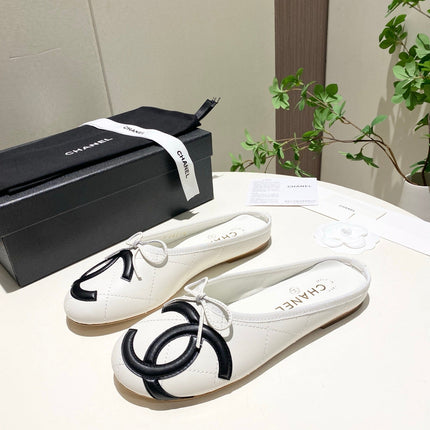 CHANEL 26S FLAT MULES IN WHITE LAMBSKIN