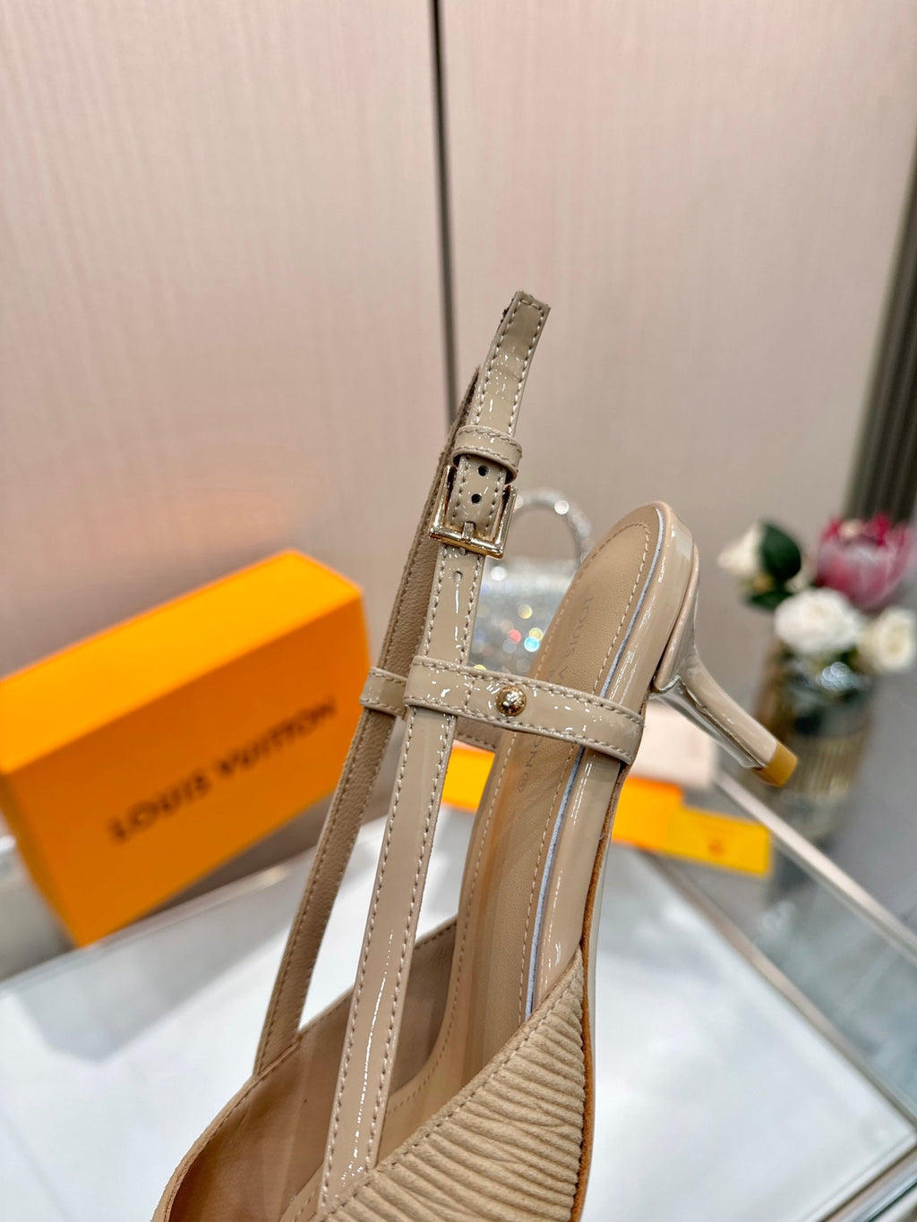 LV 26S SLINGBACK PUMPS 55 MM IN BEIGE BROWN FABRIC AND CALFSKIN