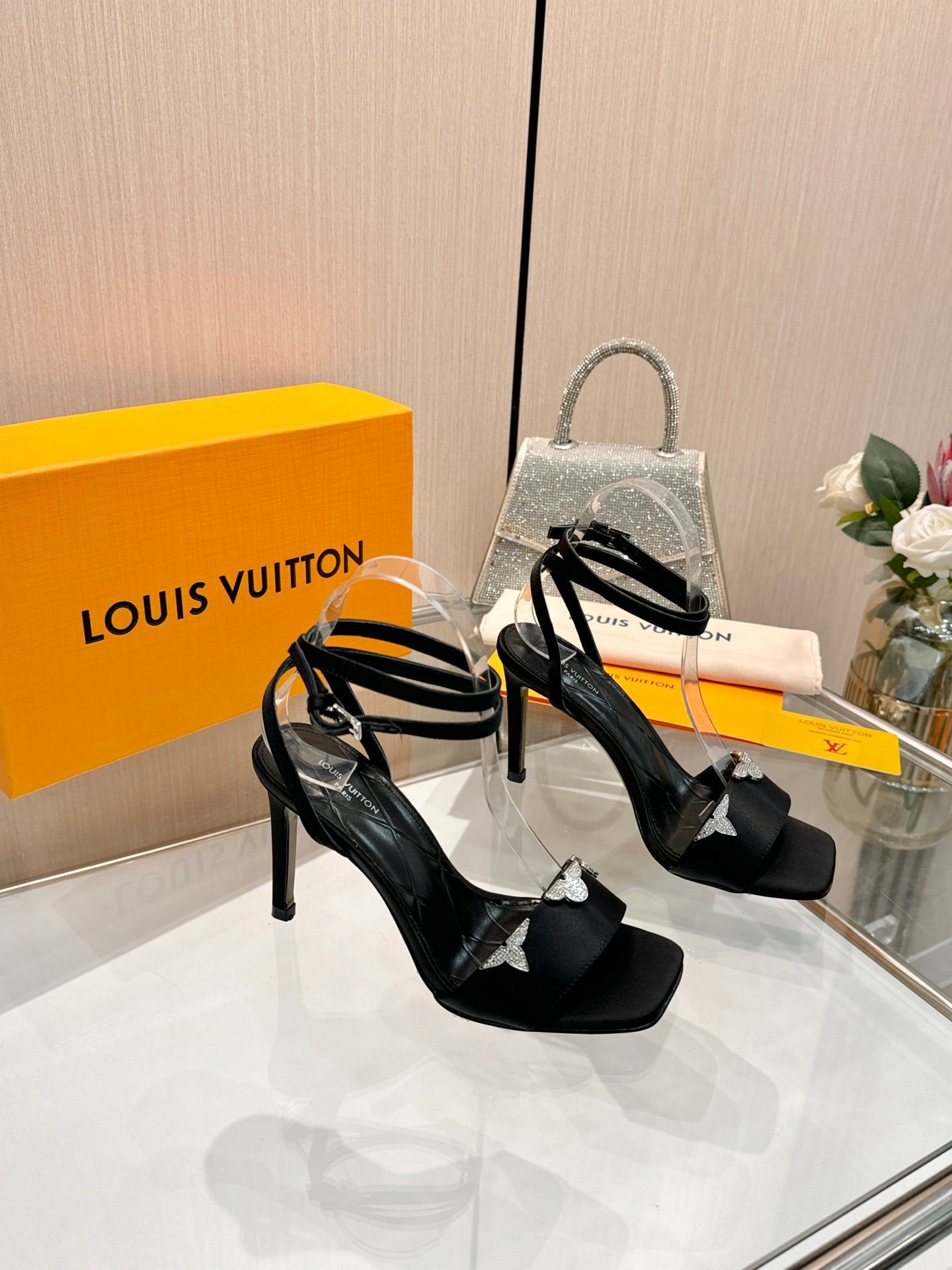 LV 26S HIGH-HEELED SANDALS 90 MM IN BLACK SATIN