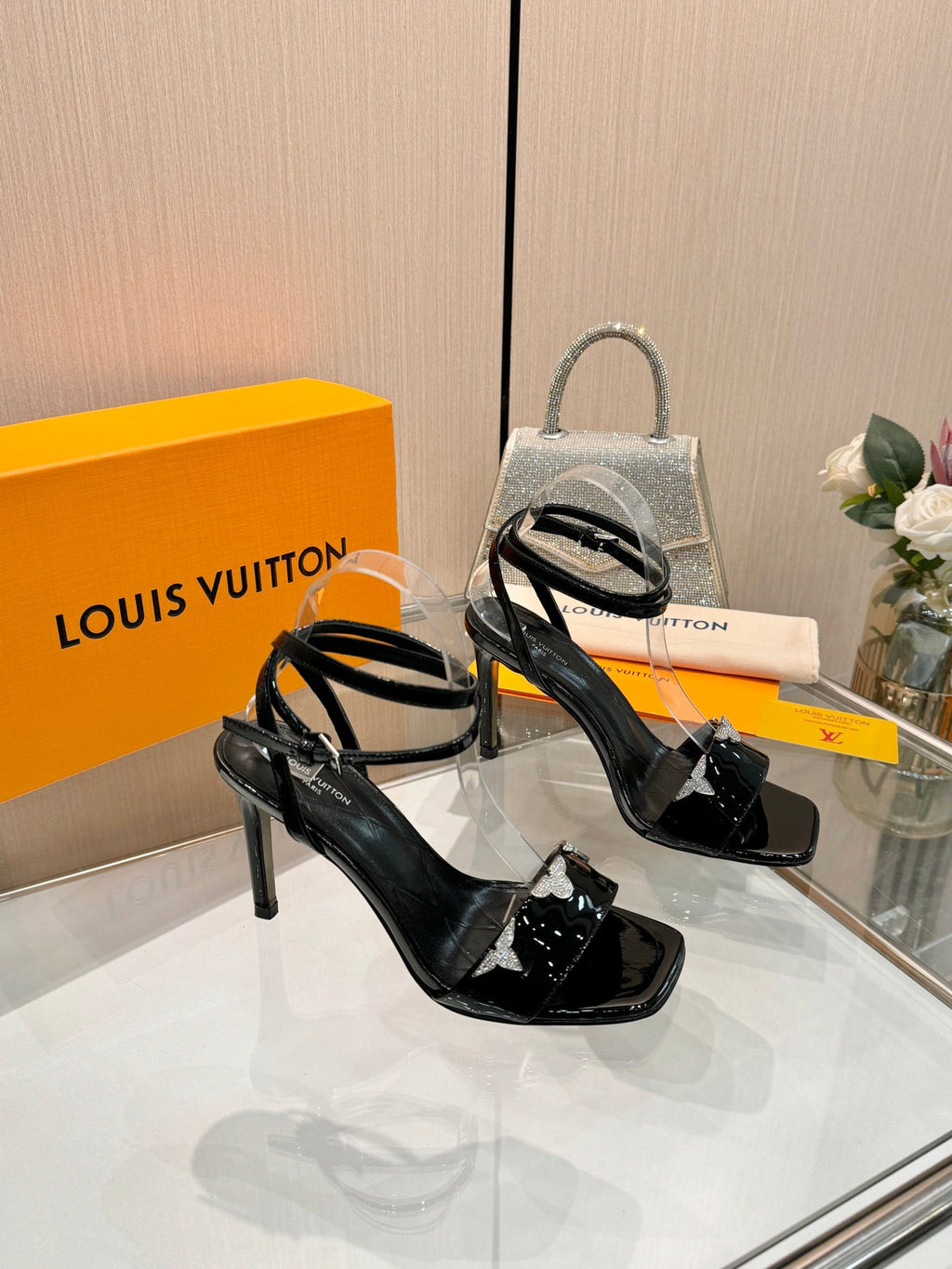 LV 26S HIGH-HEELED SANDALS 90 MM IN BLACK GLOSSY CALFSKIN