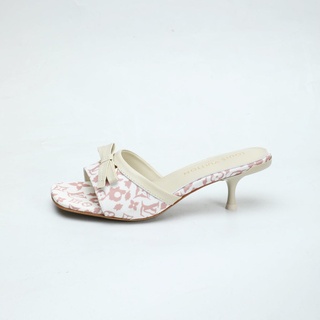 LV 26S HIGH-HEELED MULES 55 MM IN WHITE AND LIGTH PINK MONOGRAM CANVAS