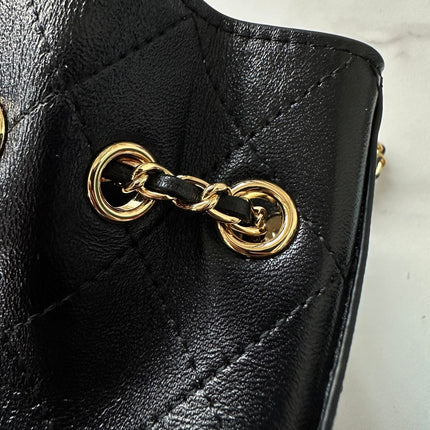 CHANEL 26S MINI BUCKET BAG 18 IN BLACK PATENT QUILTED CALFSKIN GOLD HARDWARE