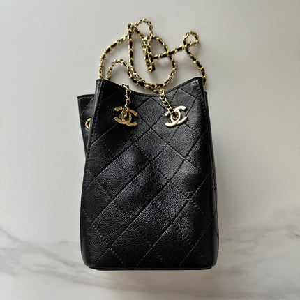 CHANEL 26S MINI BUCKET BAG 18 IN BLACK PATENT QUILTED CALFSKIN GOLD HARDWARE