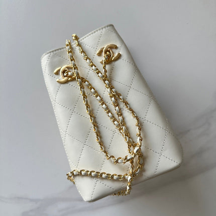 CHANEL 26S MINI BUCKET BAG 18 IN IVORY WHITE QUILTED CALFSKIN GOLD HARDWARE