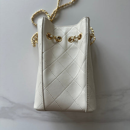 CHANEL 26S MINI BUCKET BAG 18 IN IVORY WHITE QUILTED CALFSKIN GOLD HARDWARE
