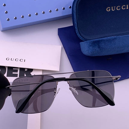 GUCCI 26S RECTANGULAR FRAME IN METAL 424708