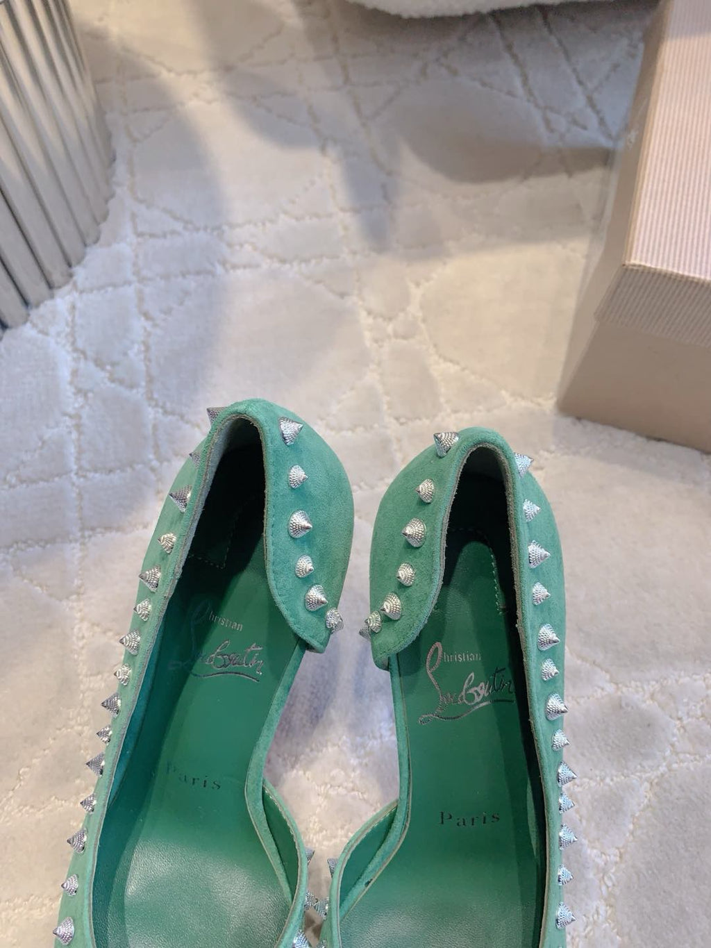 IRIZA PUMPS 85MM IN GREEN SUEDE SILVER SPIKES