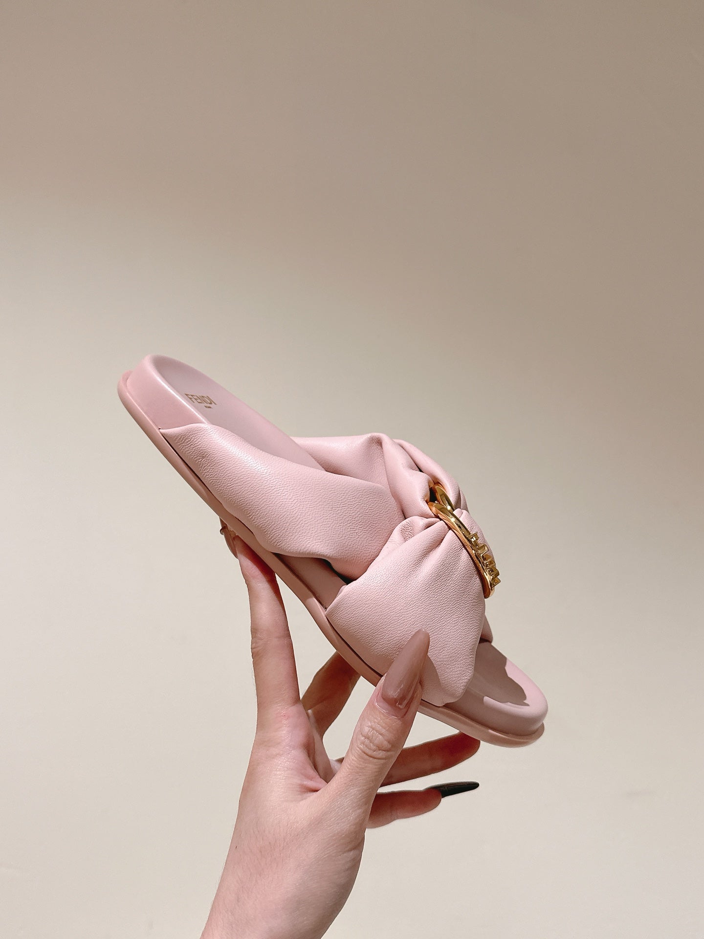 FENDI 26S WIDE CROSS-STRAP SANDALS IN LIGHT PINK LAMBSKIN