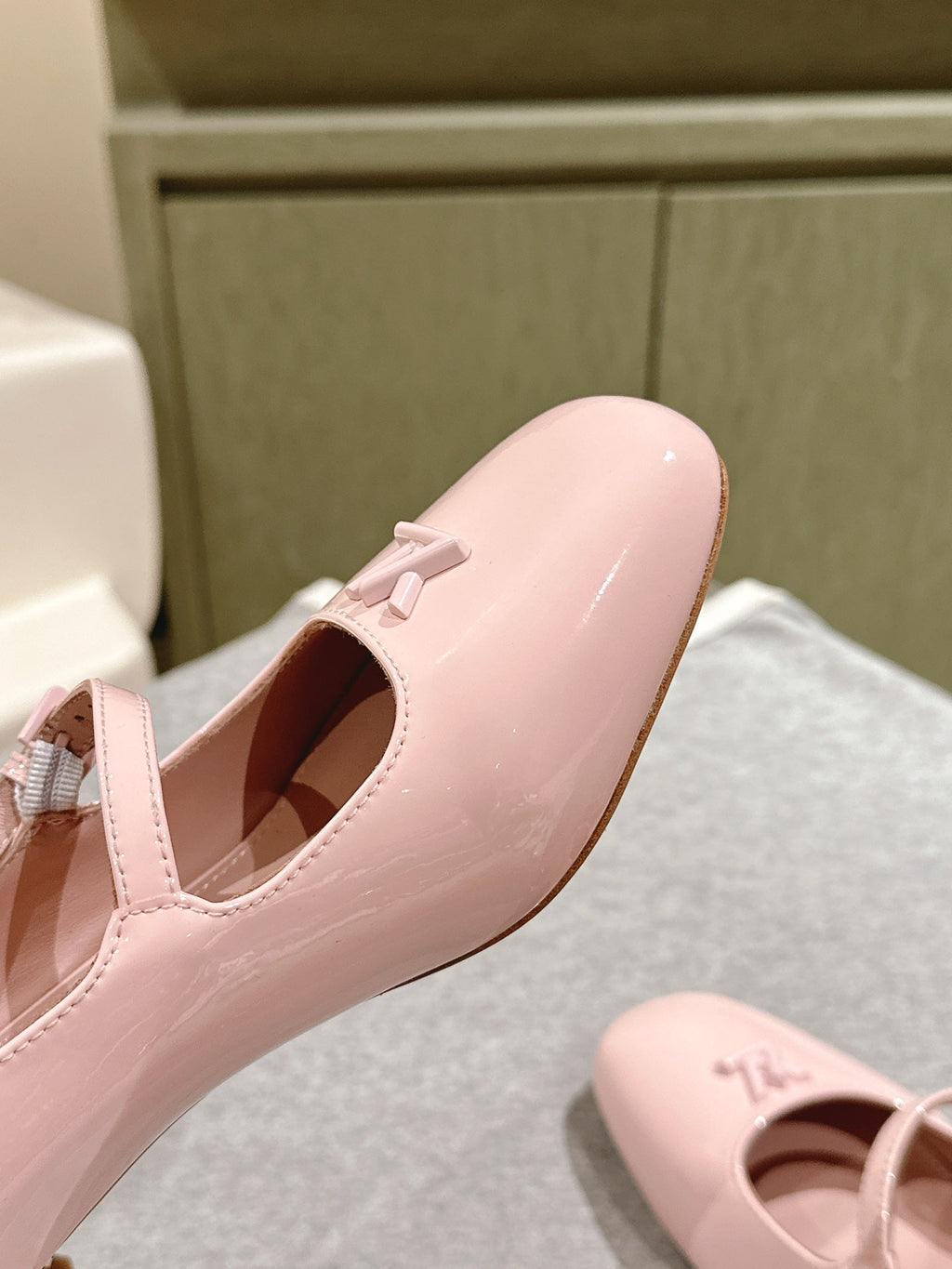SWING HIGH MARY JANE 55 MM IN PALE PINK PATENT CALFSKIN