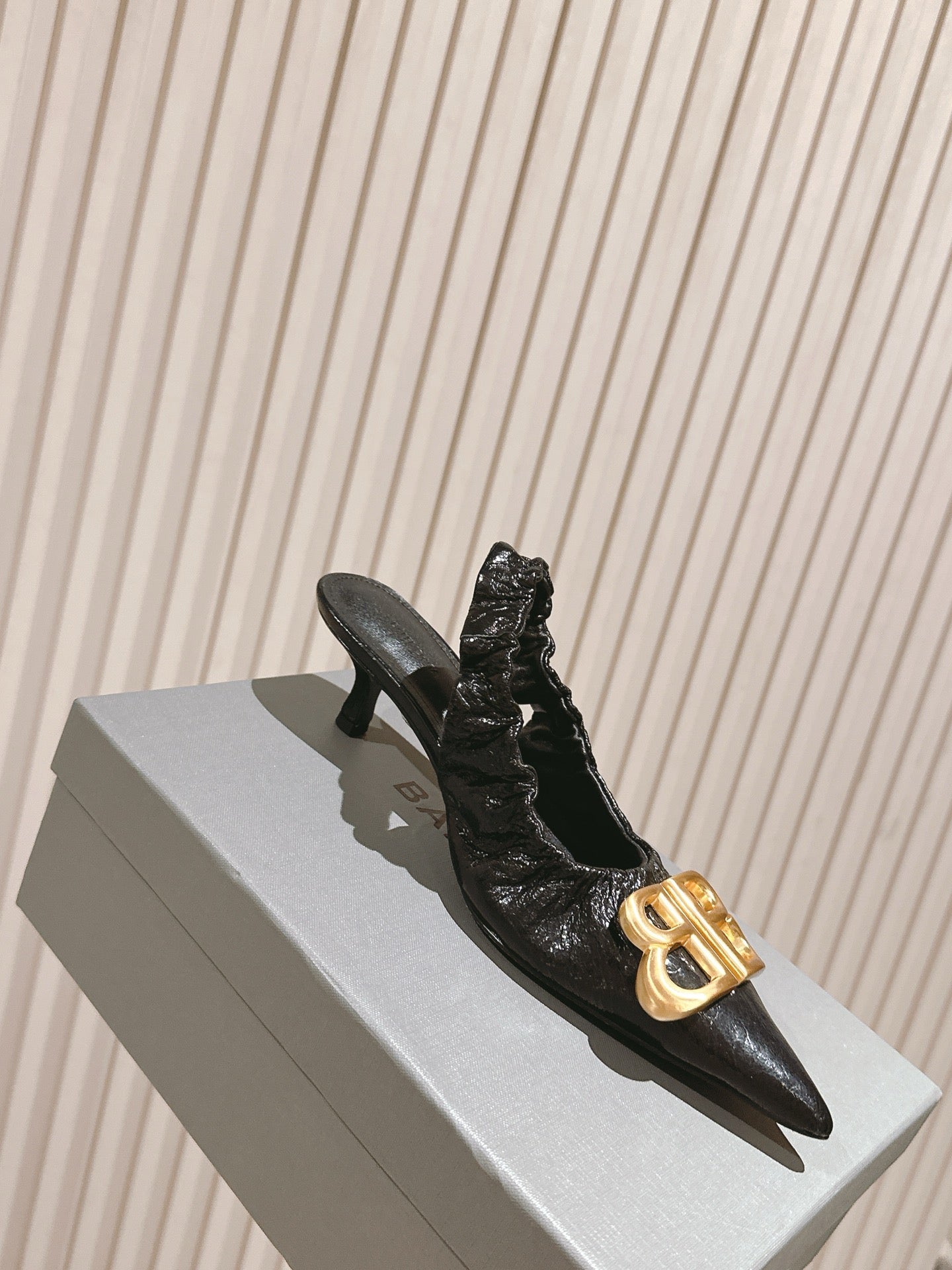 BALENCIAGA 25S HIGH SLINGBACK 45 MM IN BLACK LAMBSKIN WITH GOLD HARDWARE