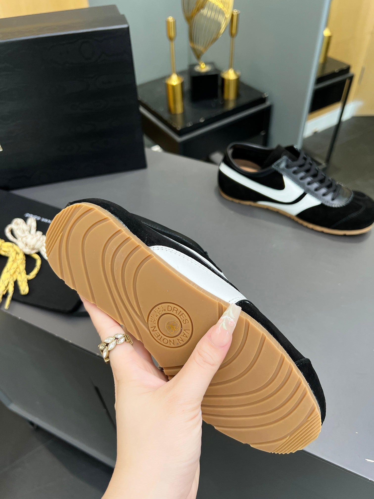 DRIES VAN NOTEN SNEAKER IN BLACK AND WHITE SUEDE