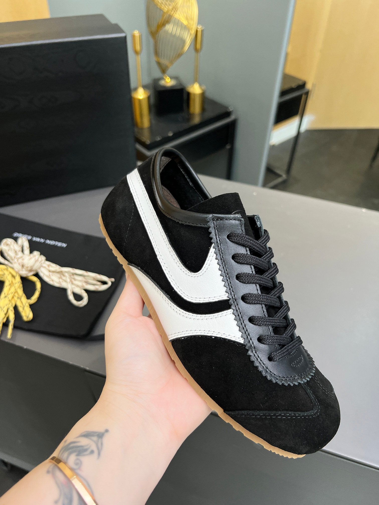 DRIES VAN NOTEN SNEAKER IN BLACK AND WHITE SUEDE