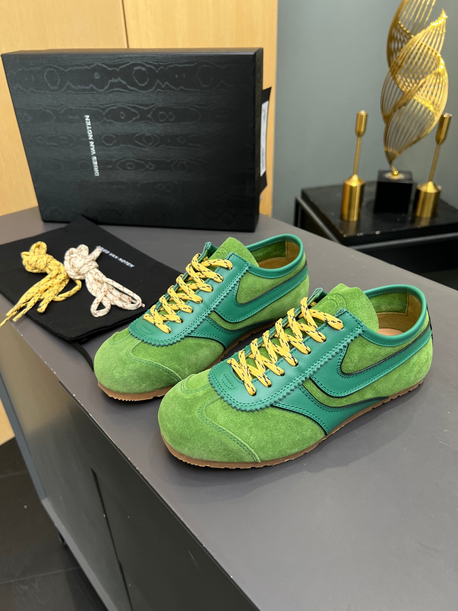 DRIES VAN NOTEN SNEAKER IN GREEN SUEDE