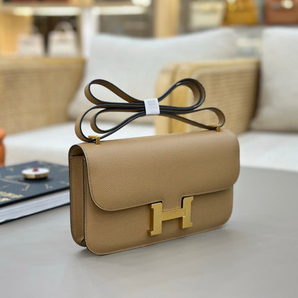 HM 25S CONSTANCE ELAN 24 CM IN LIGHT SADDLE BROWN EPSOM WITH GOLD HARDWARE
