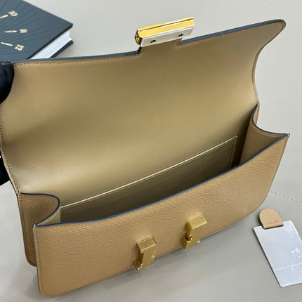 HM 25S CONSTANCE ELAN 24 CM IN LIGHT SADDLE BROWN EPSOM WITH GOLD HARDWARE