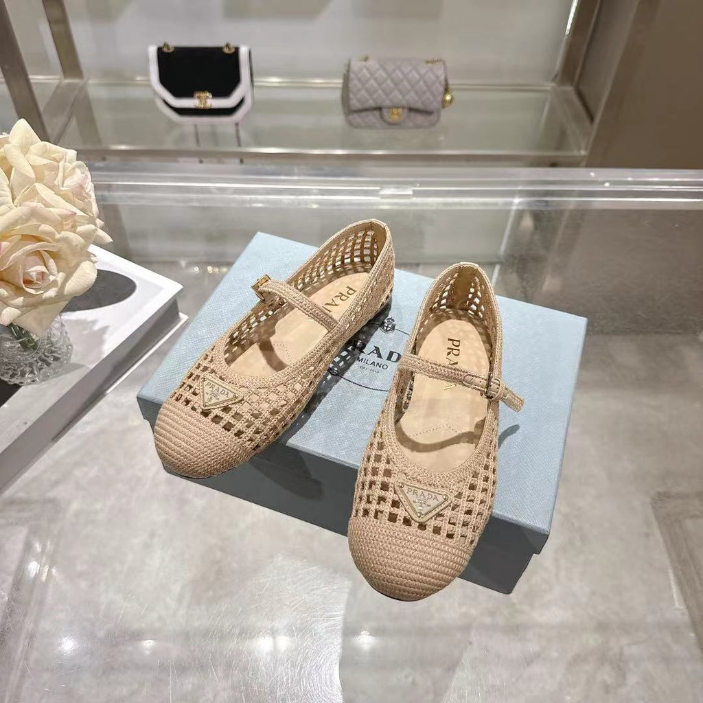 PRADA 26S LOGO PLAQUE MARY JANE FLATS IN NUDE BEIGE WOVEN FIBER