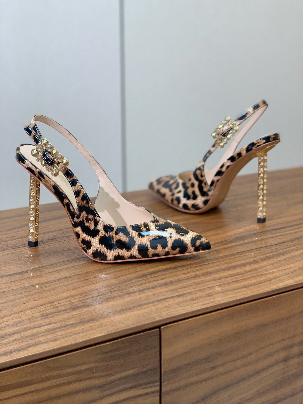 GIANVITO ROSSI 26S SLINGBACK HEELS 105 MM IN LEOPARD PRINT PATENT LAMBSKIN