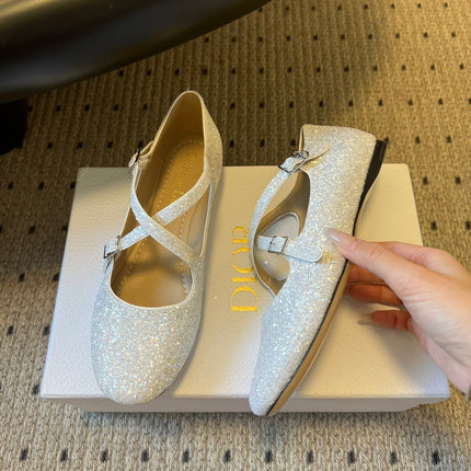 DIOR 26S BALLET FLAT IN WHITE LAMINATED LAMBSKIN AND GLITTER