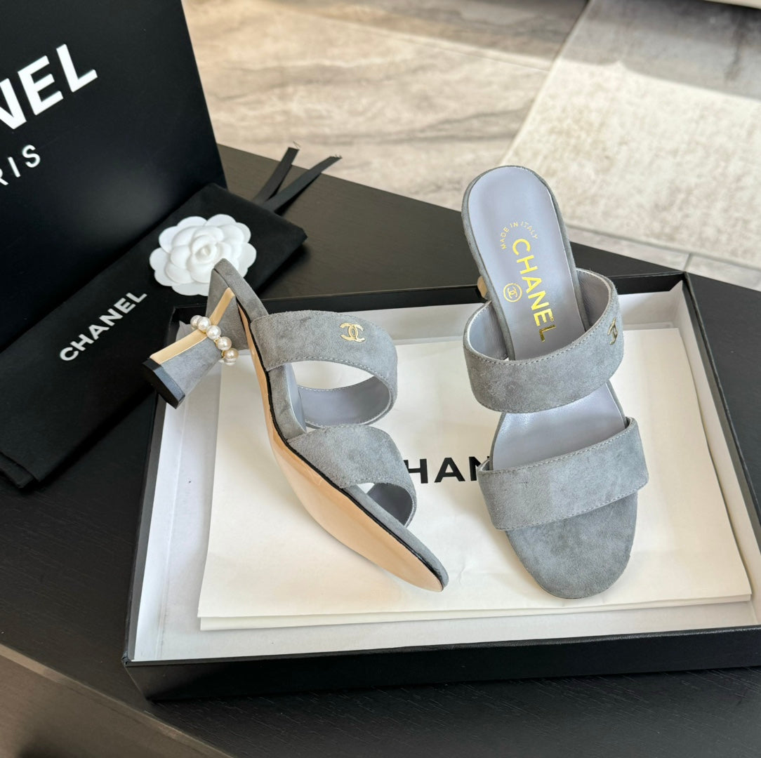 High Heels Lambskin Gray