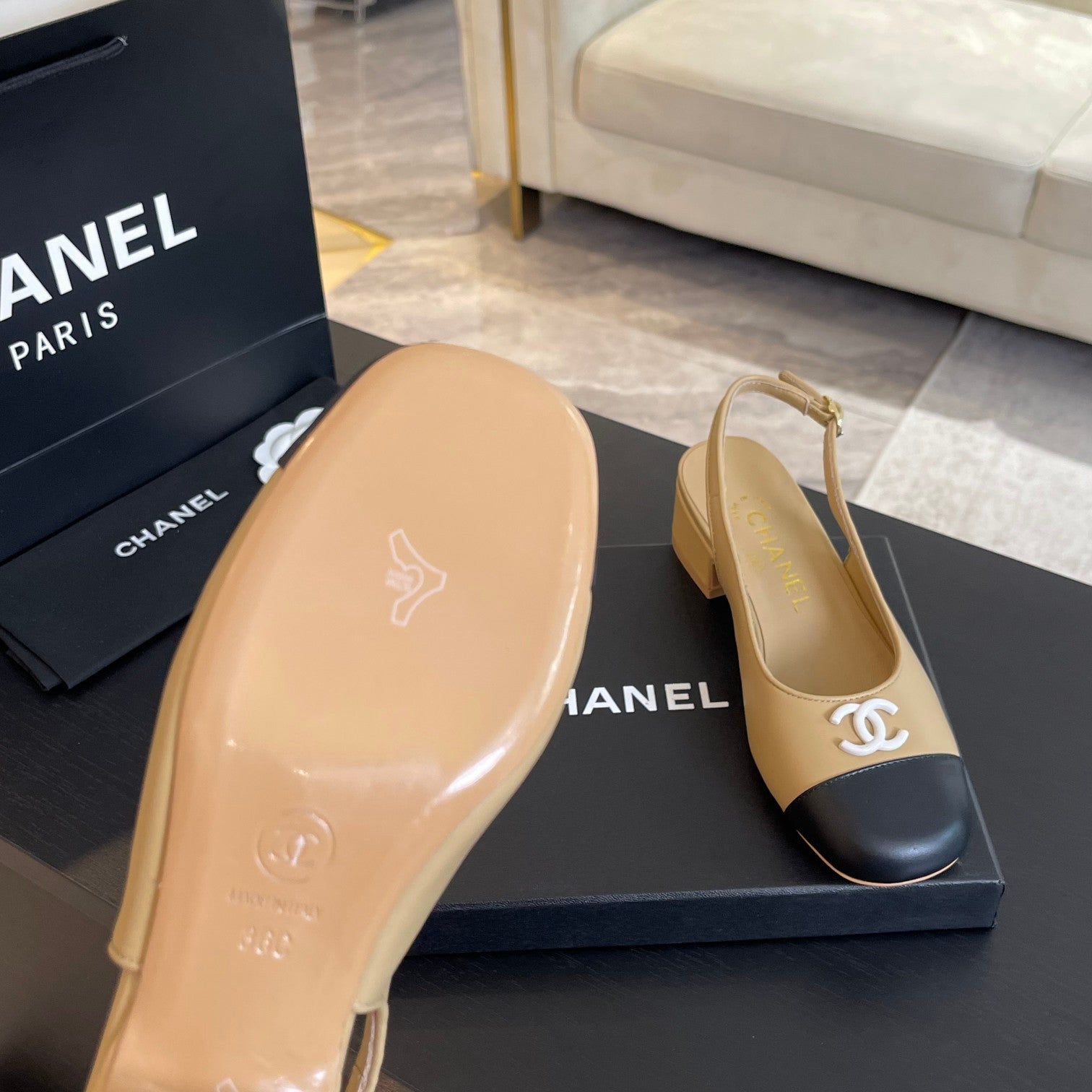CC SLINGBACKS IN DARK BEIGE MIX BLACK CALFSKIN