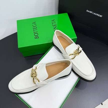 BOTTEGA VENETA 26S LOAFERS IN WHITE GRAINED CALFSKIN WITH GOLD HARDWARE
