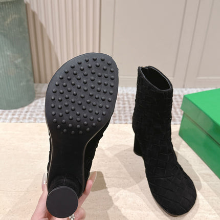 BOTTEGA VENETA 26S INTRECCIATO BOOTS 85 MM IN BLACK SUEDE