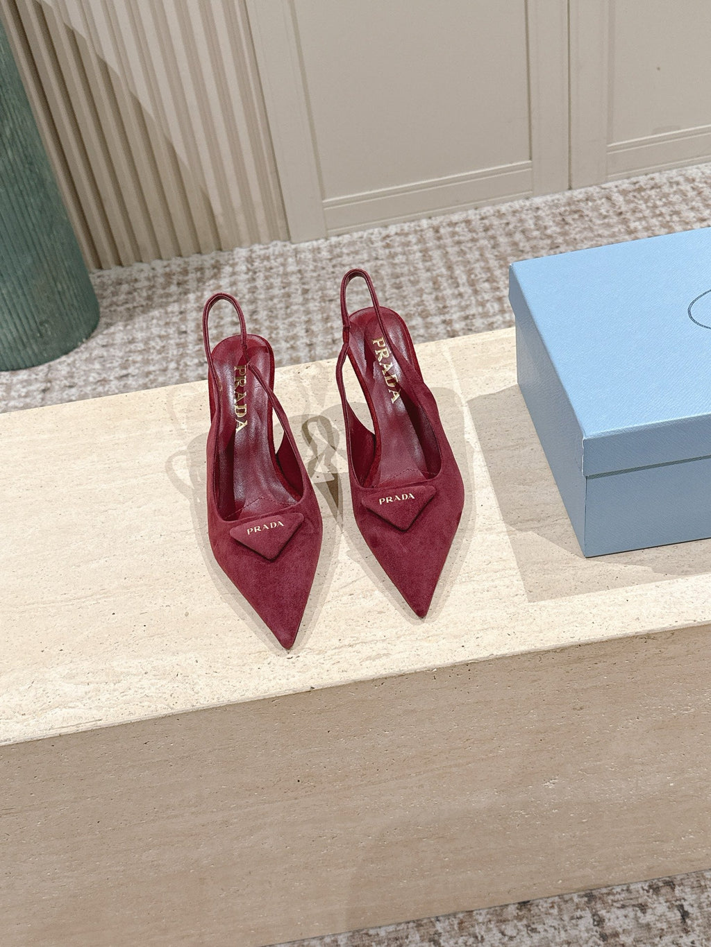 PRADA 26S POINTED-TOE SLINGBACK HEELS 75MM IN DARK RED SUEDE WITH LOGO