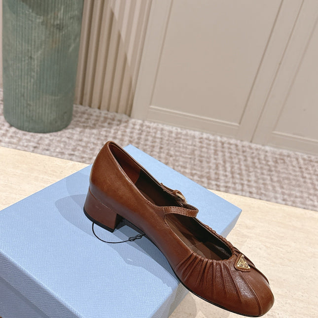PRADA 26S MARY JANE 40MM IN CARAMEL BROWN CALFSKIN WITH LOGO