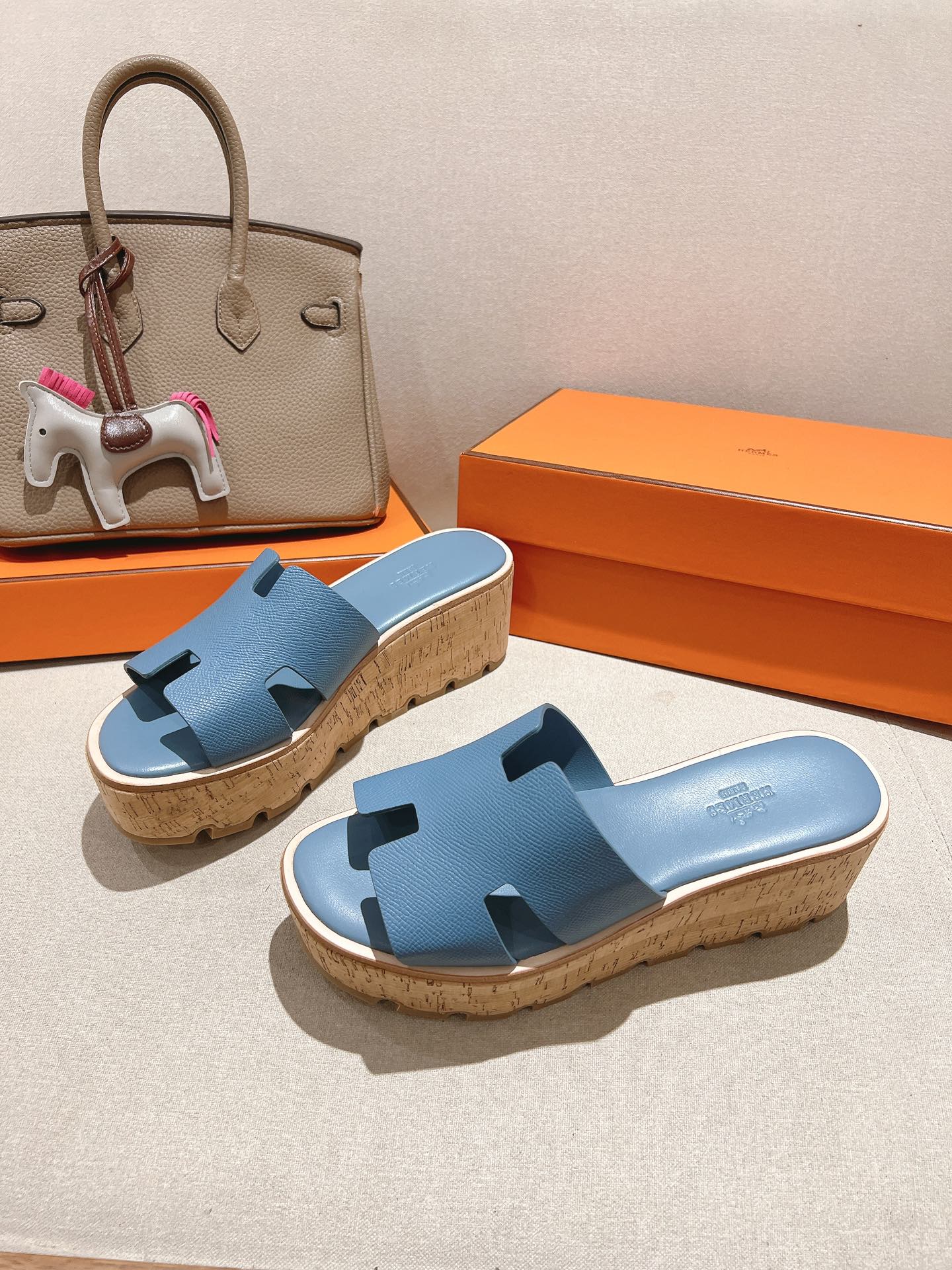 HM 25S HIGH WEDGE SANDALS IN BLUE LAMBSKIN STYLE 10