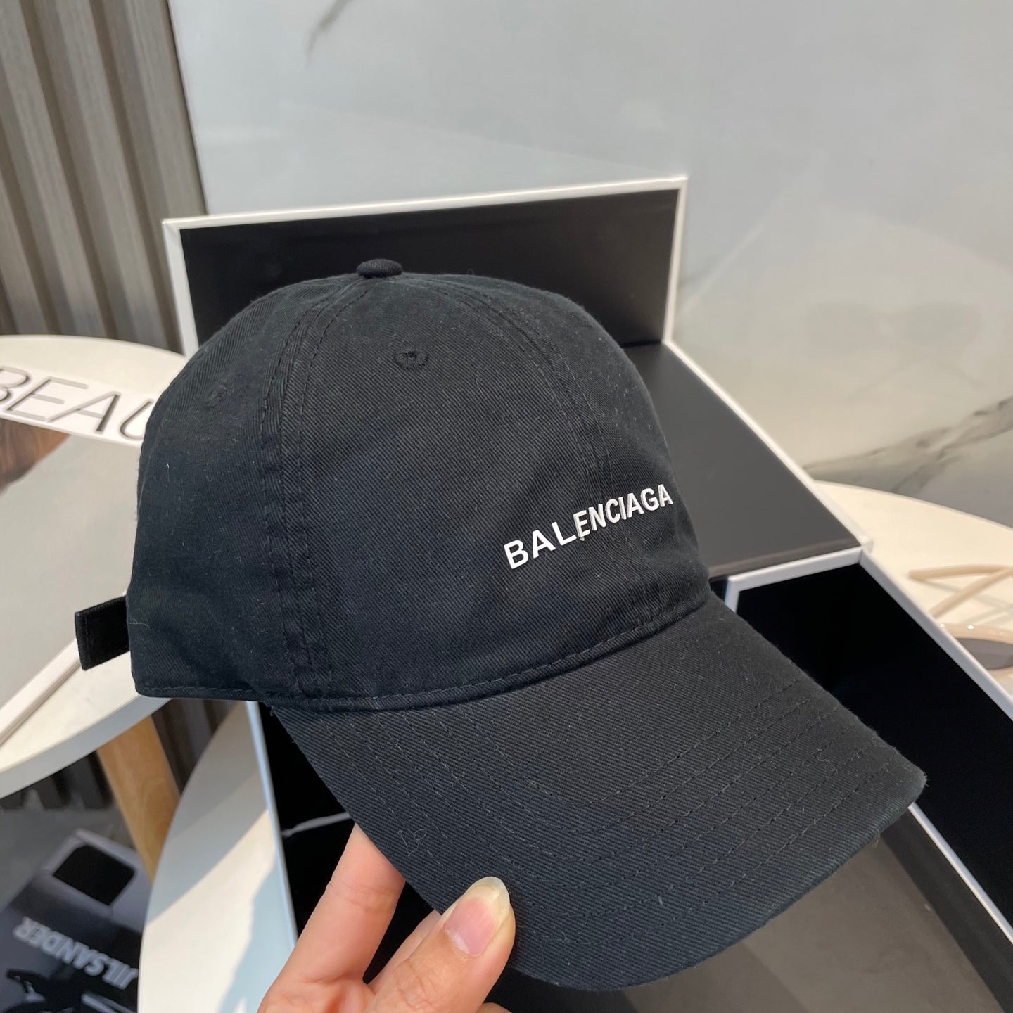 BALENCIAGA 26S BASEBALL CAP STYLE 91