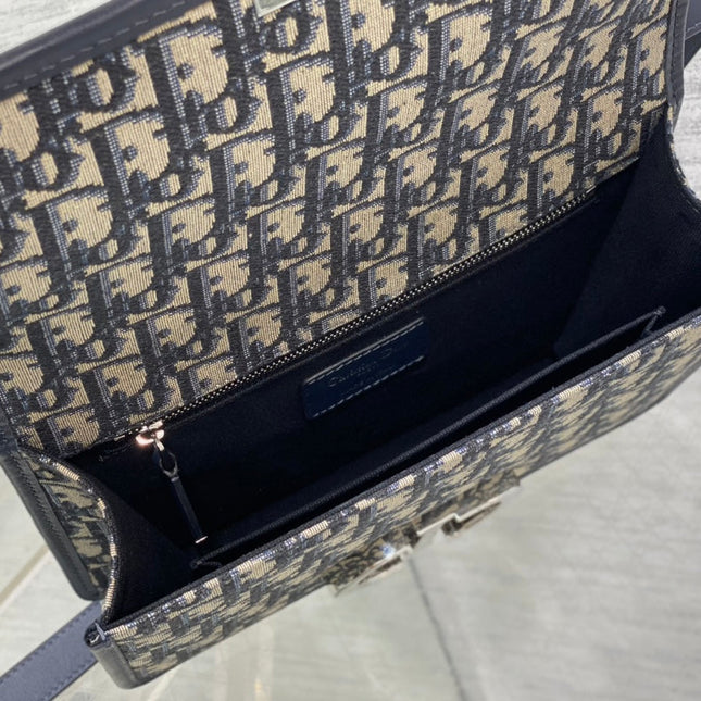 MONTAIGNE EAST-WEST 24 BAG WITH CHAIN IN NAVY BLUE LAMBSKIN AND MONOGRAM JACQUARD