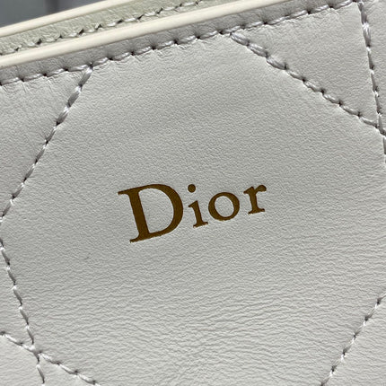DIOR 26S TRIANON BAG 25 IN WHITE LAMBSKIN