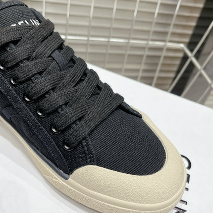 JANE SNEAKERS LOW LACE-UP WITH TRIOMPHE PATCH IN CANVAS AND CALFSKIN BLACK