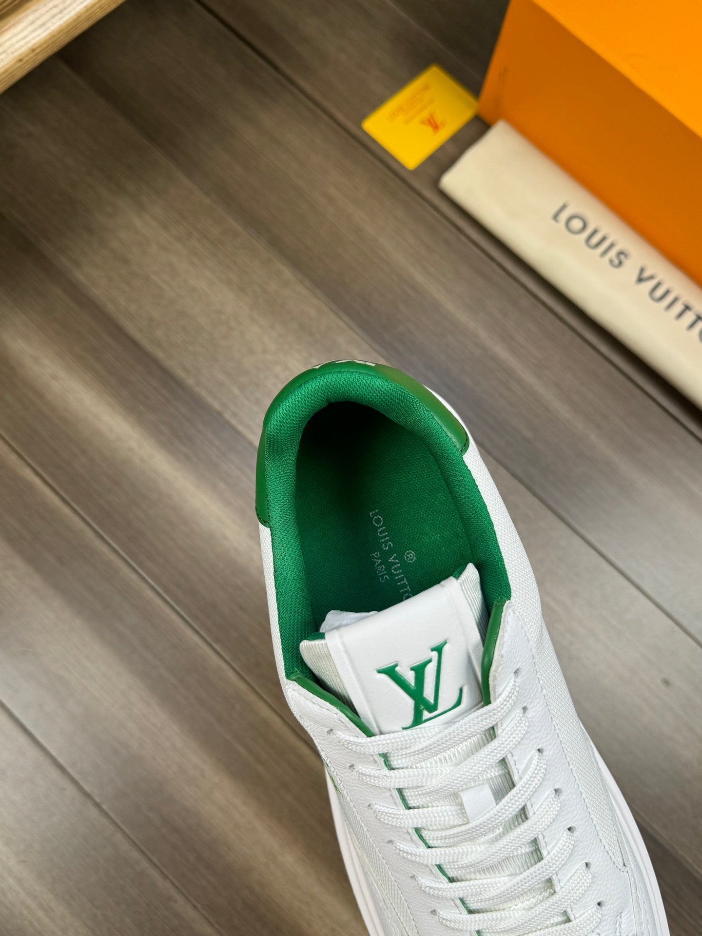 LV TRAINER SNEAKER WHITE MIX GREEN CALFSKIN AND BREATHABLE FABRIC